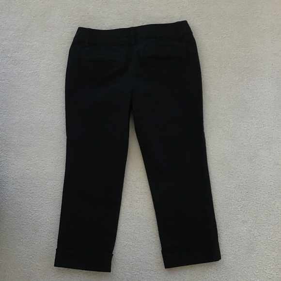 WHBM BLACK CROP LEG PANTS SIZE 6 - Picture 2 of 7
